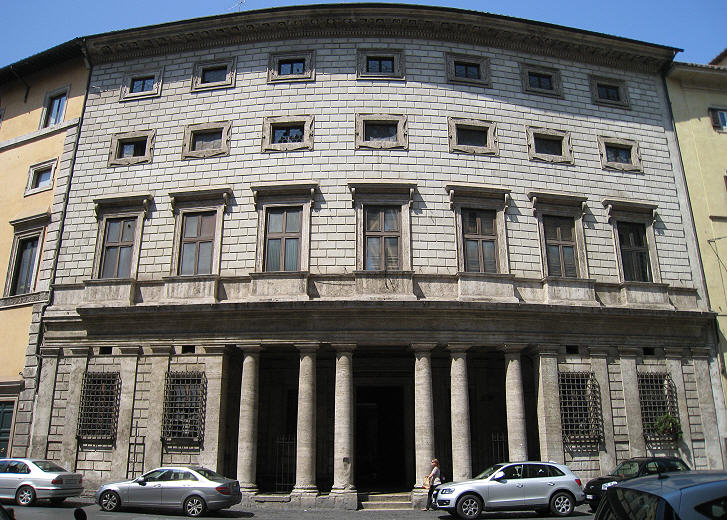 Palazzo-Massimo-alle-Colonne